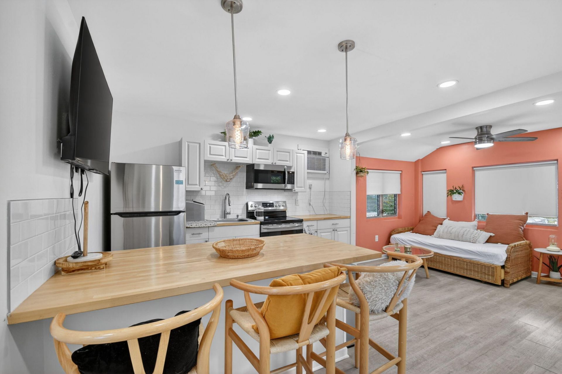 306 N J Street, Lake Worth Beach, FL 33460 Photo