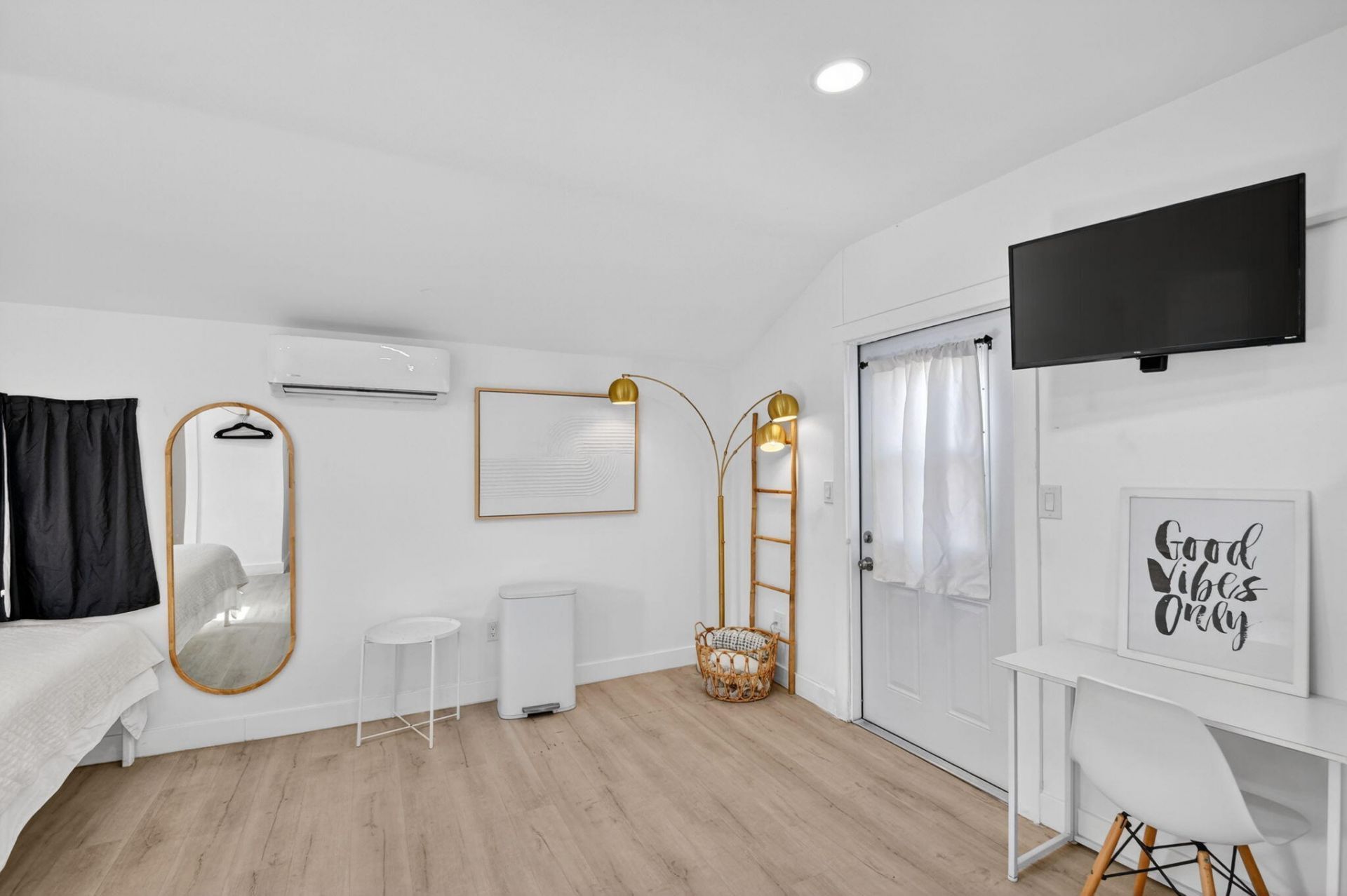 306 N J Street, Lake Worth Beach, FL 33460 Photo