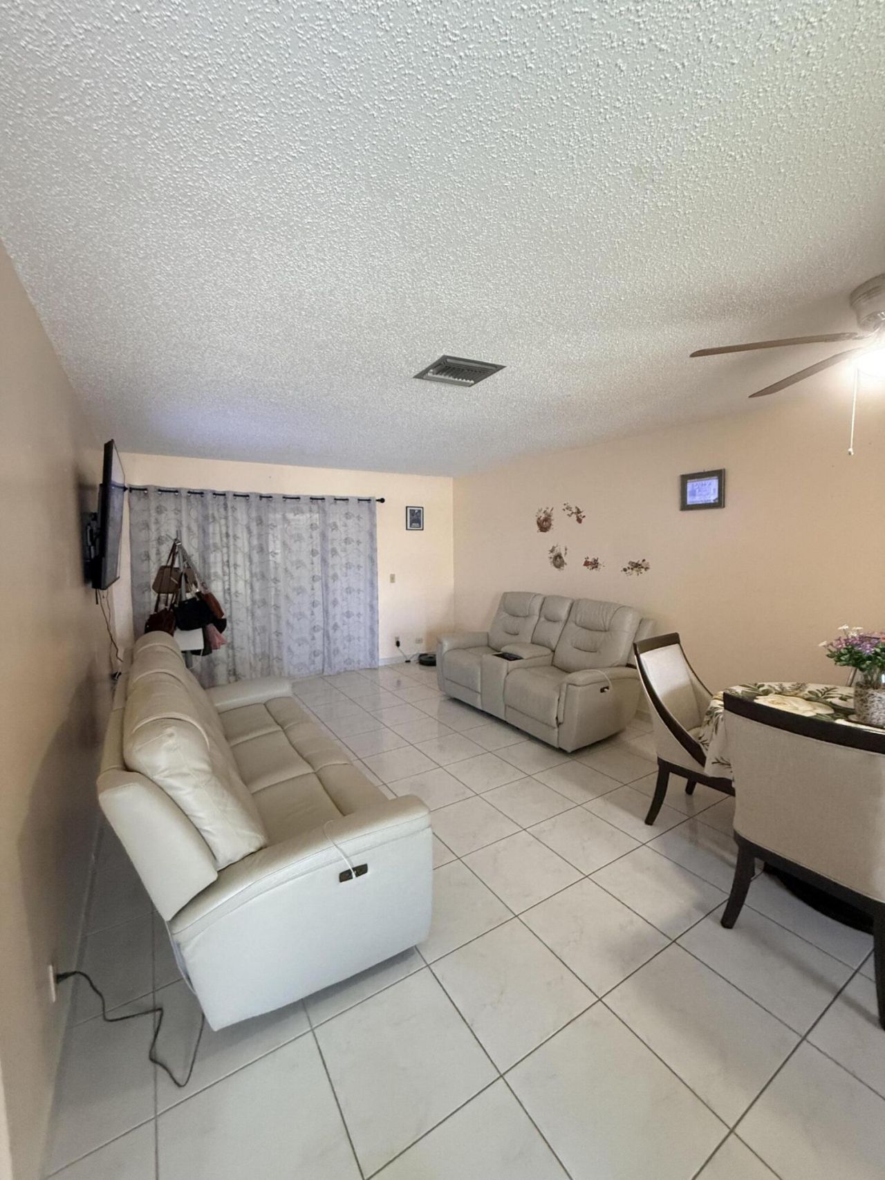 2737 E Emory Dr Drive E, Unit C, West Palm Beach, FL 33415 Photo