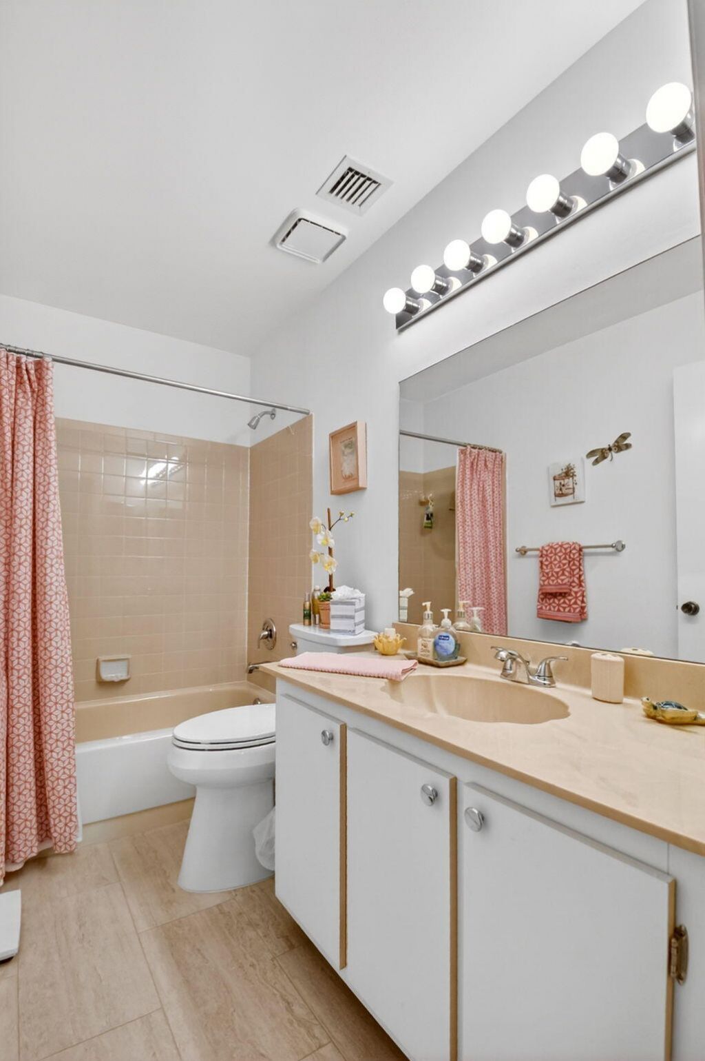 6 Farnworth Drive, Boynton Beach, FL 33426 Photo