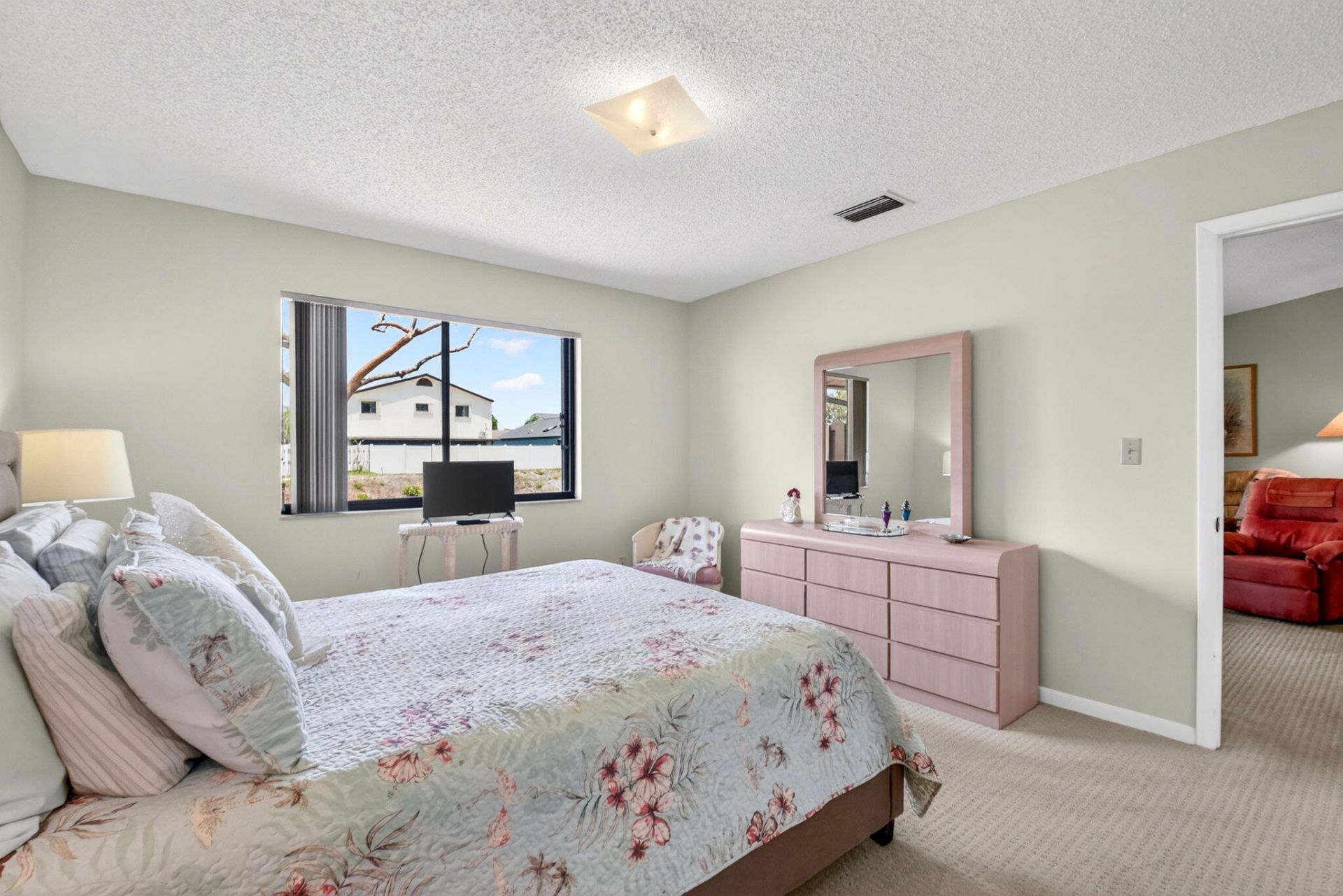 6 Farnworth Drive, Boynton Beach, FL 33426 Photo