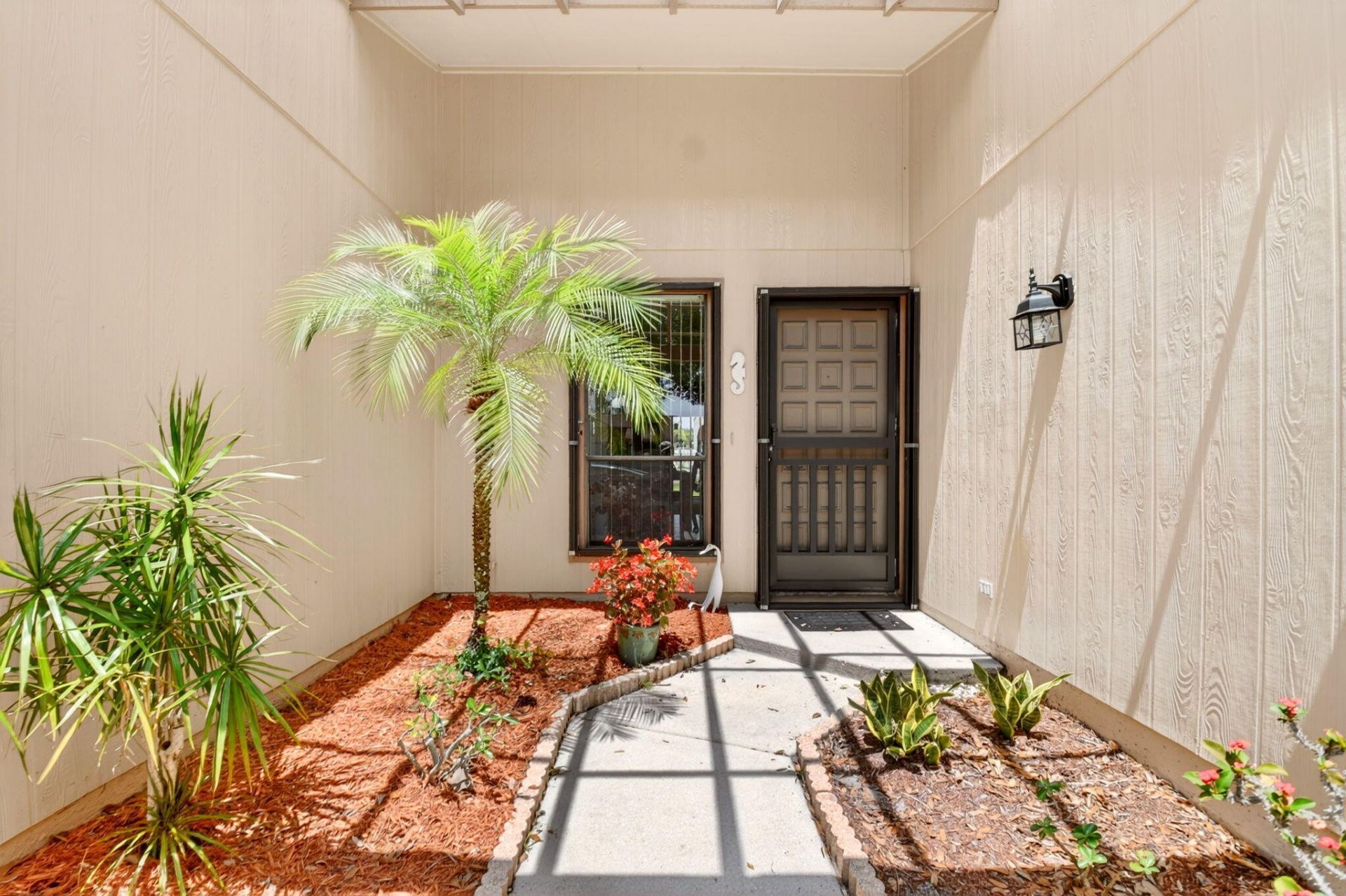 6 Farnworth Drive, Boynton Beach, FL 33426 Photo