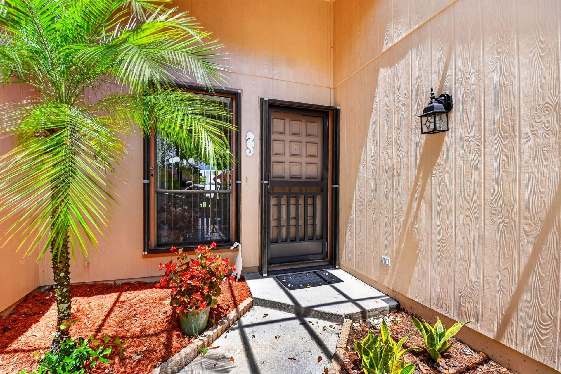 6 Farnworth Drive, Boynton Beach, FL 33426 Photo