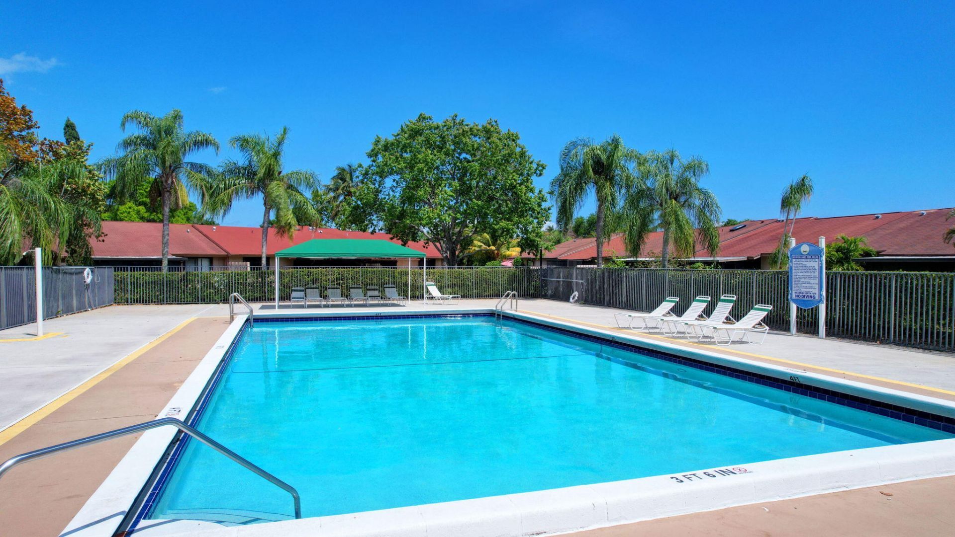 6 Farnworth Drive, Boynton Beach, FL 33426 Photo