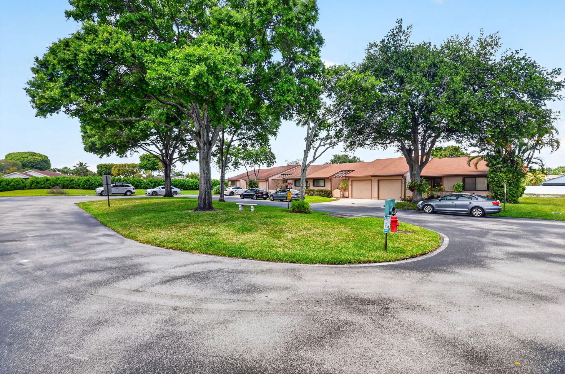 6 Farnworth Drive, Boynton Beach, FL 33426 Photo