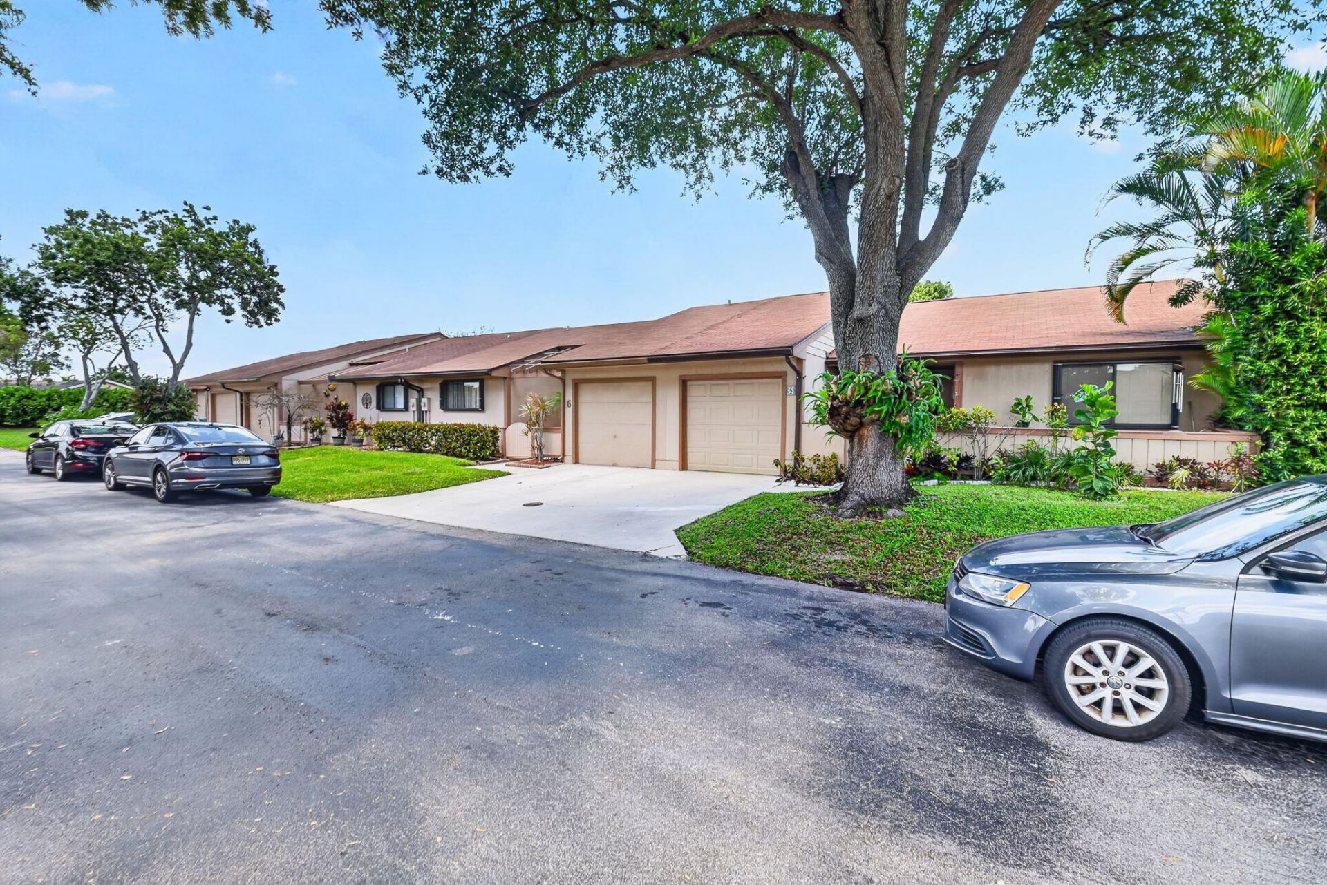 6 Farnworth Drive, Boynton Beach, FL 33426 Photo