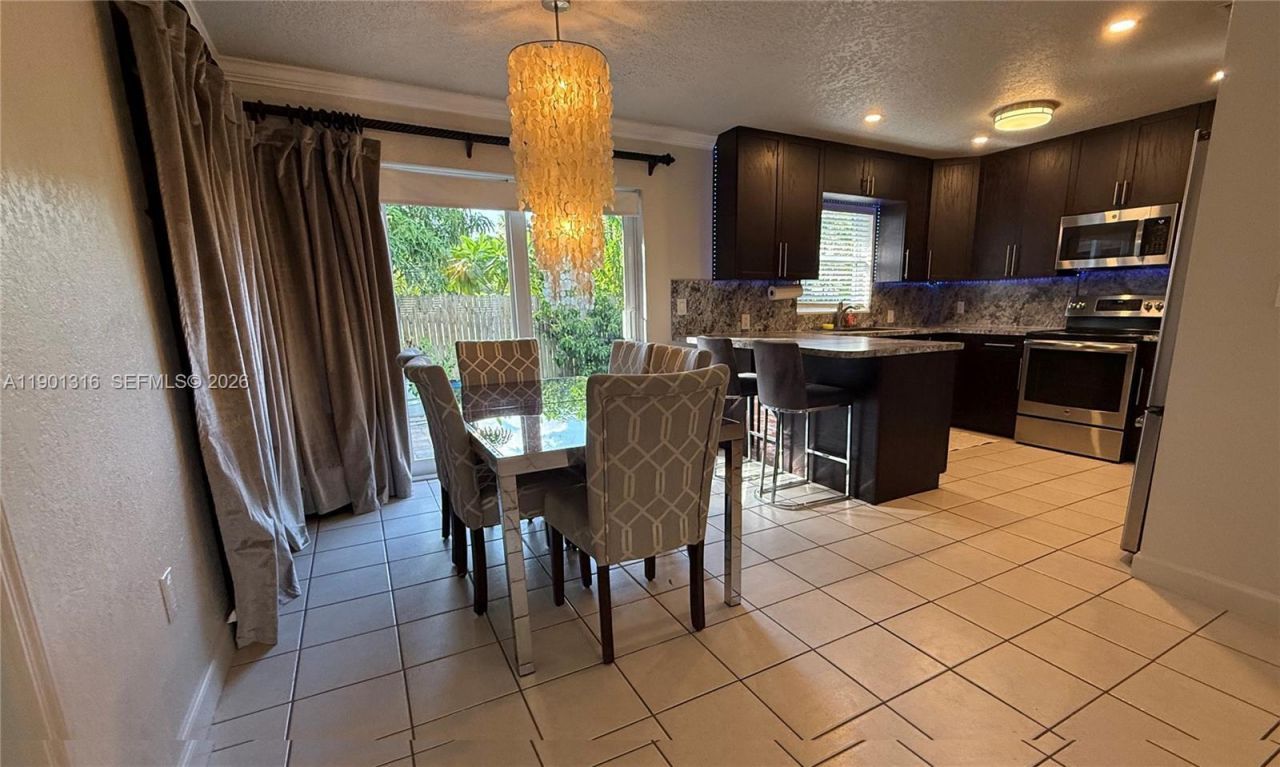 9546 SW Adams Street, Okeechobee, FL 34974 Photo