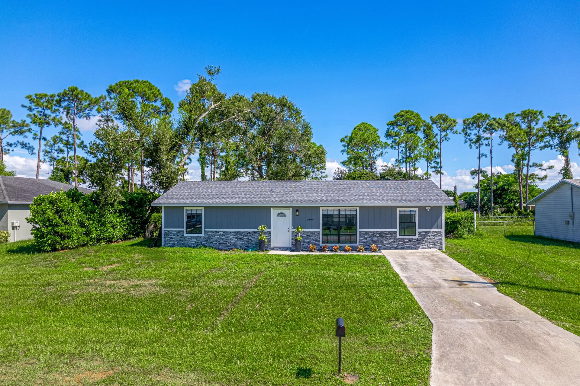 1809 SW Capehart Avenue, Port Saint Lucie, FL 34953 Photo