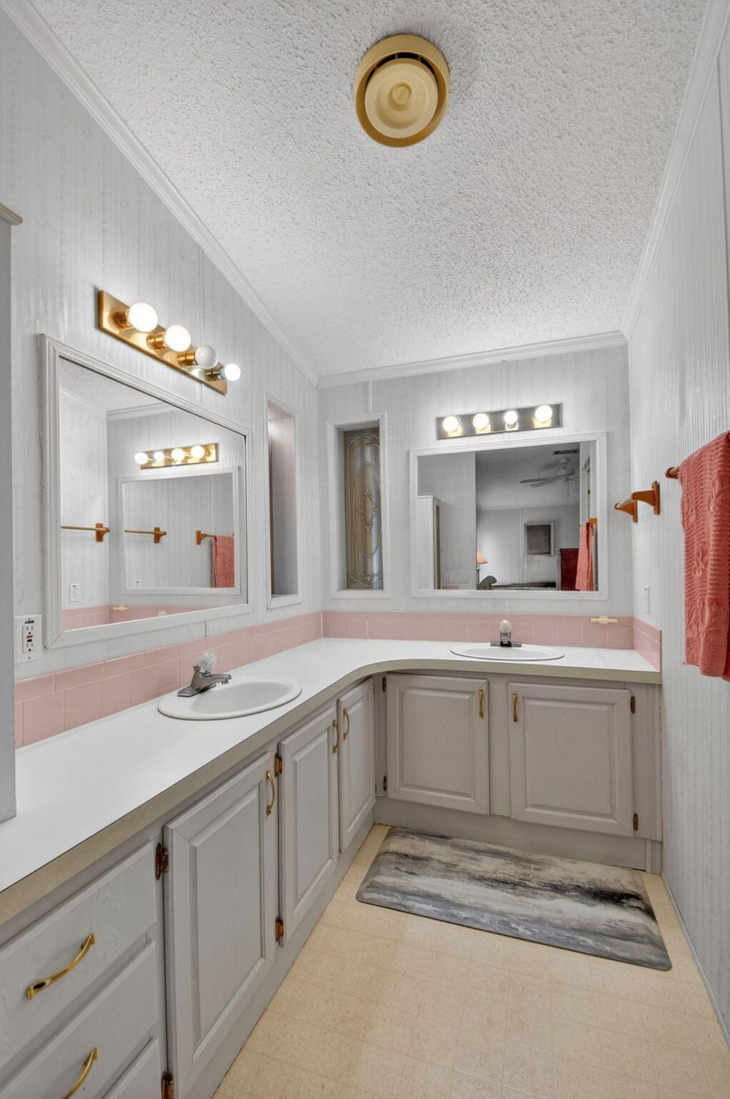 4290 Meadow View Drive, Boynton Beach, FL 33436 Photo