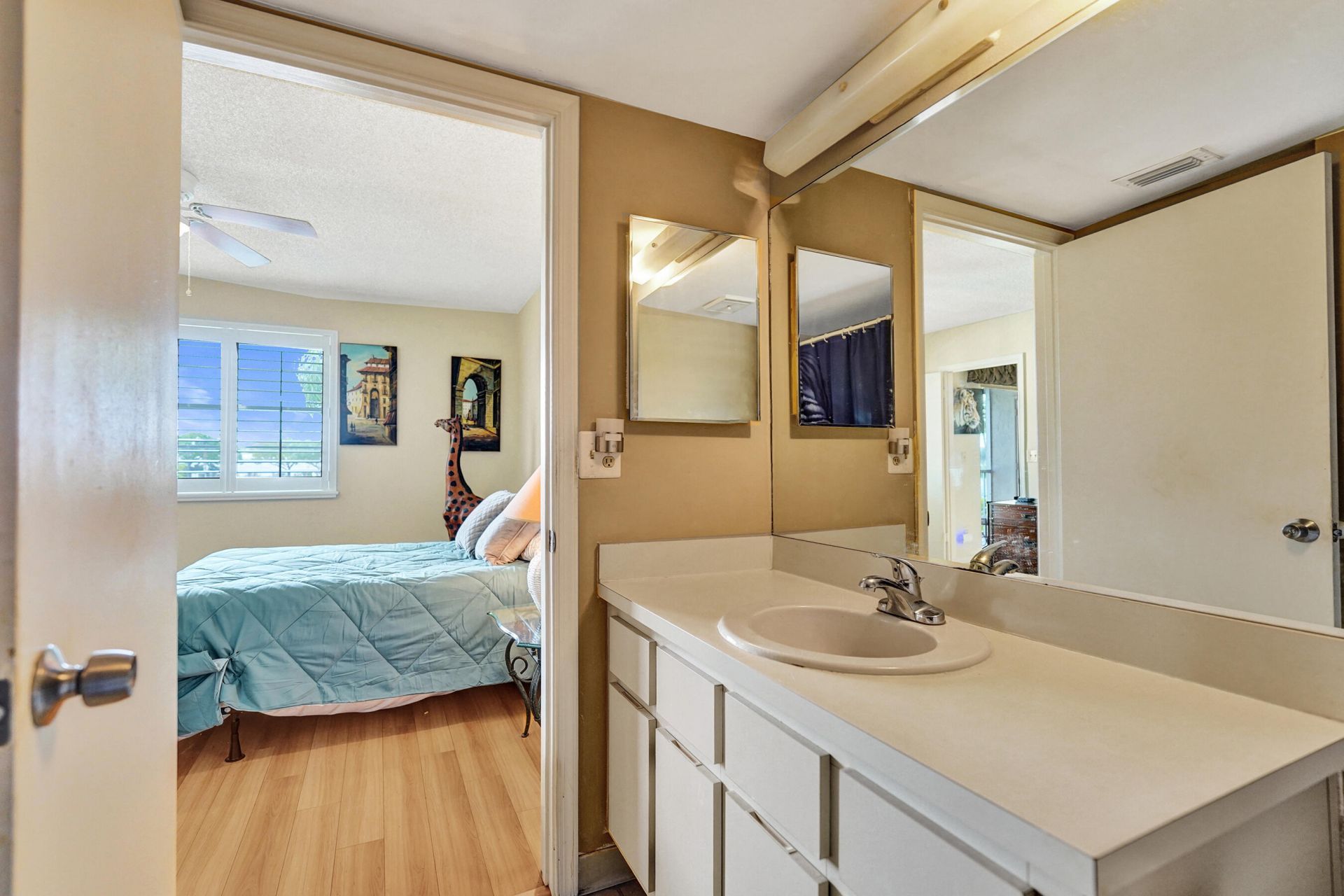 5531 Lakeside Drive, Unit 202, Margate, FL 33063 Photo