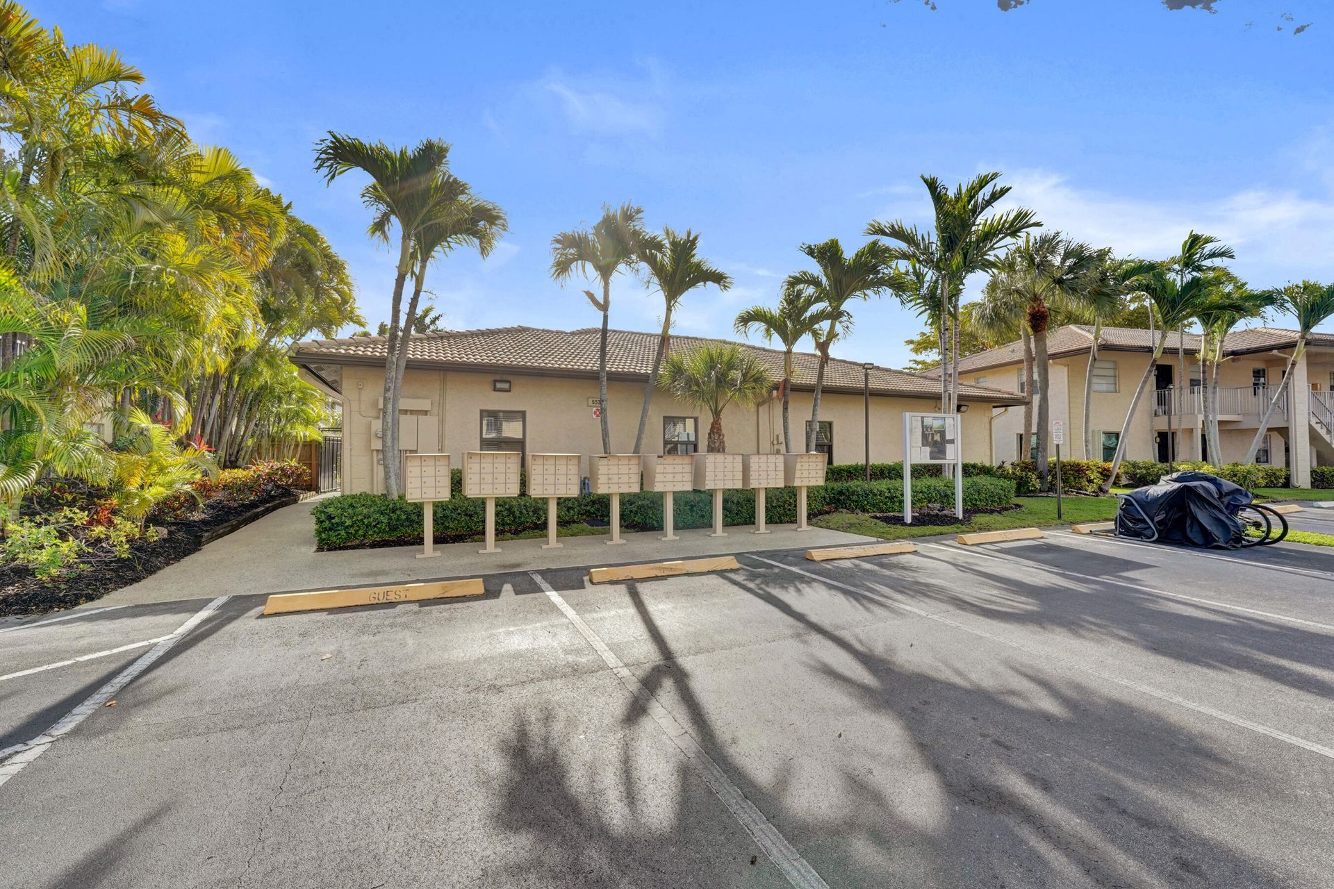 5531 Lakeside Drive, Unit 202, Margate, FL 33063 Photo