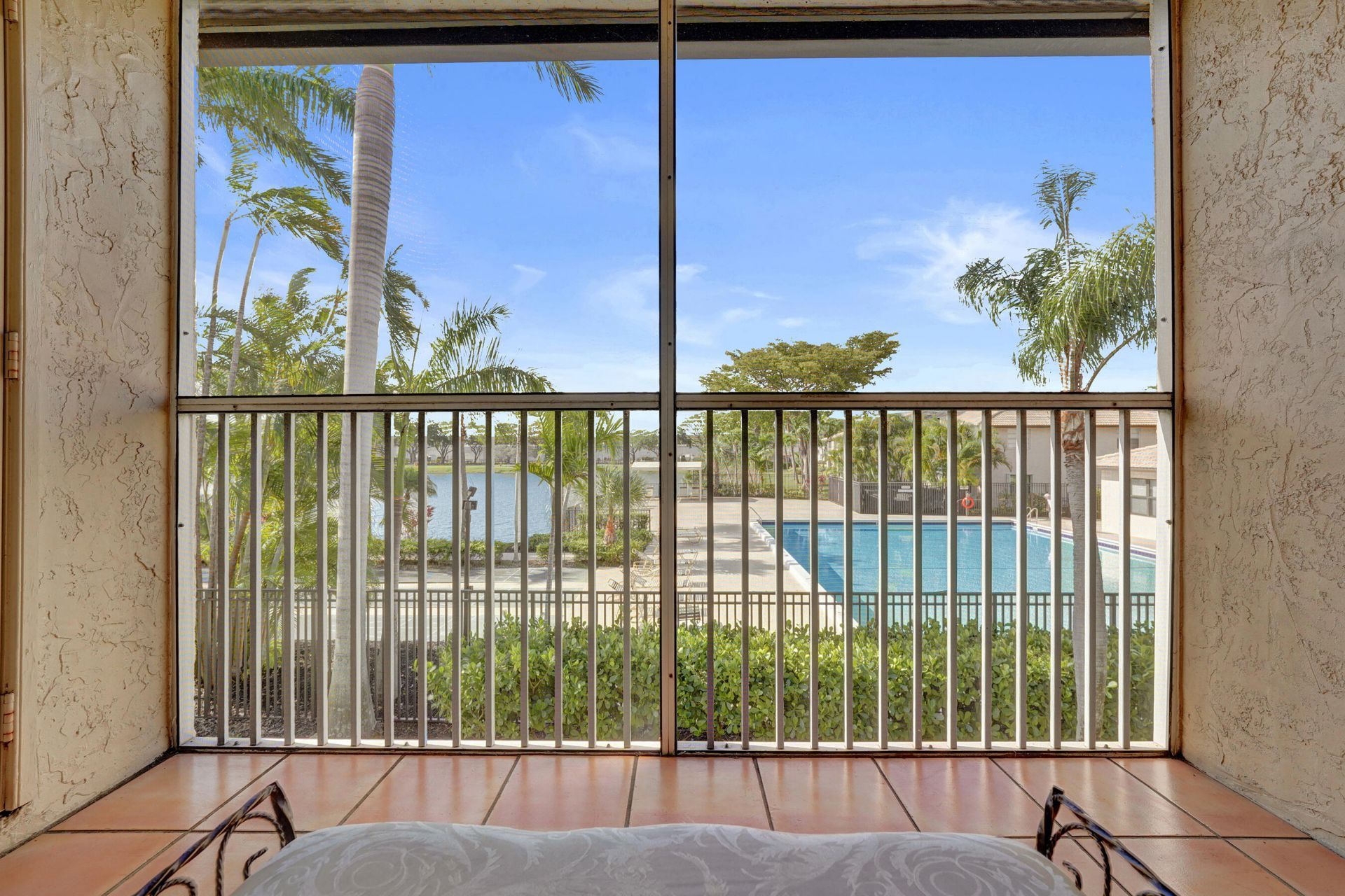 5531 Lakeside Drive, Unit 202, Margate, FL 33063 Photo