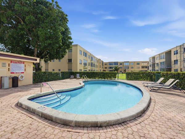 200 Ashbury Road, Unit 106, Hollywood, FL 33024