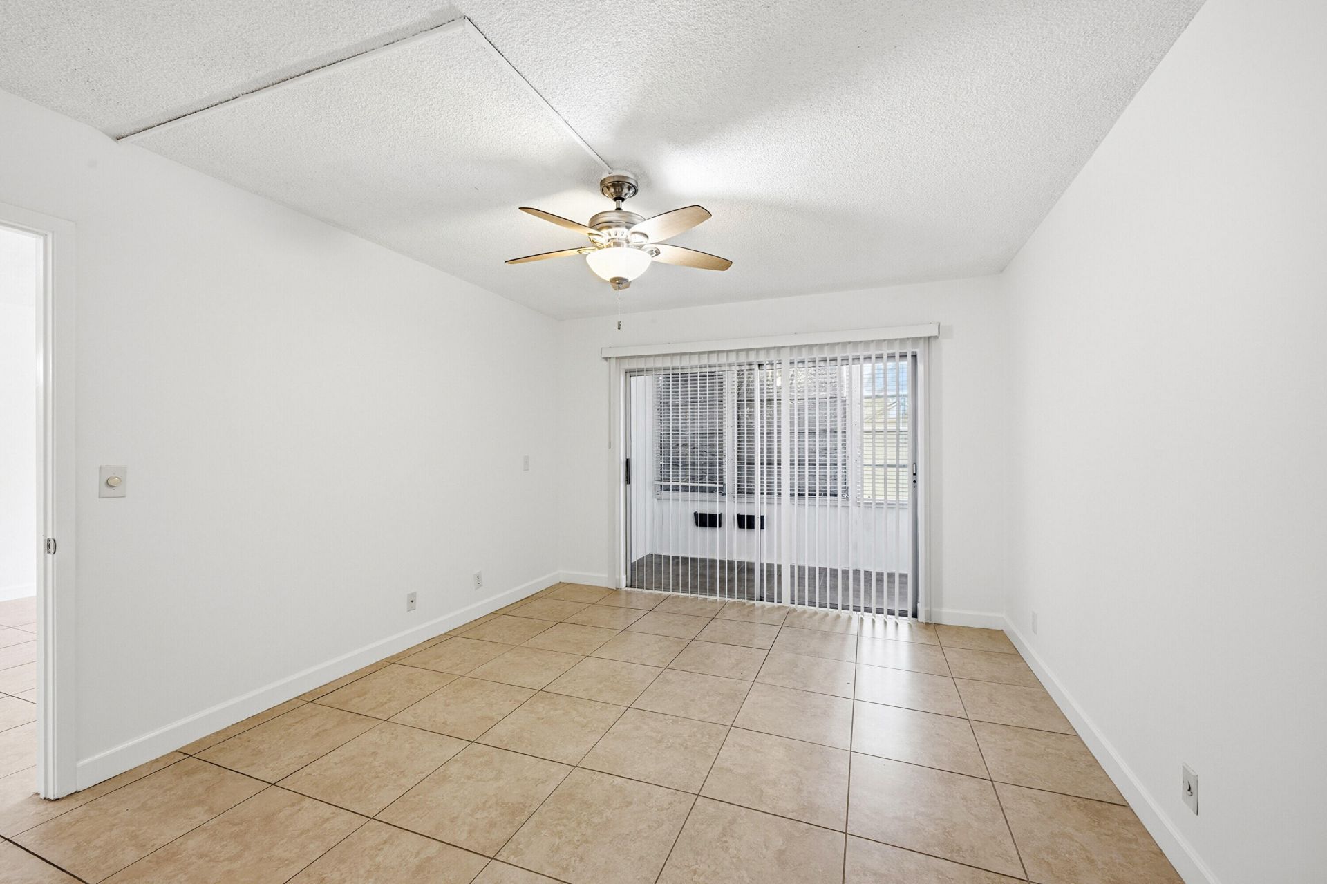 200 Ashbury Road, Unit 106, Hollywood, FL 33024 Photo