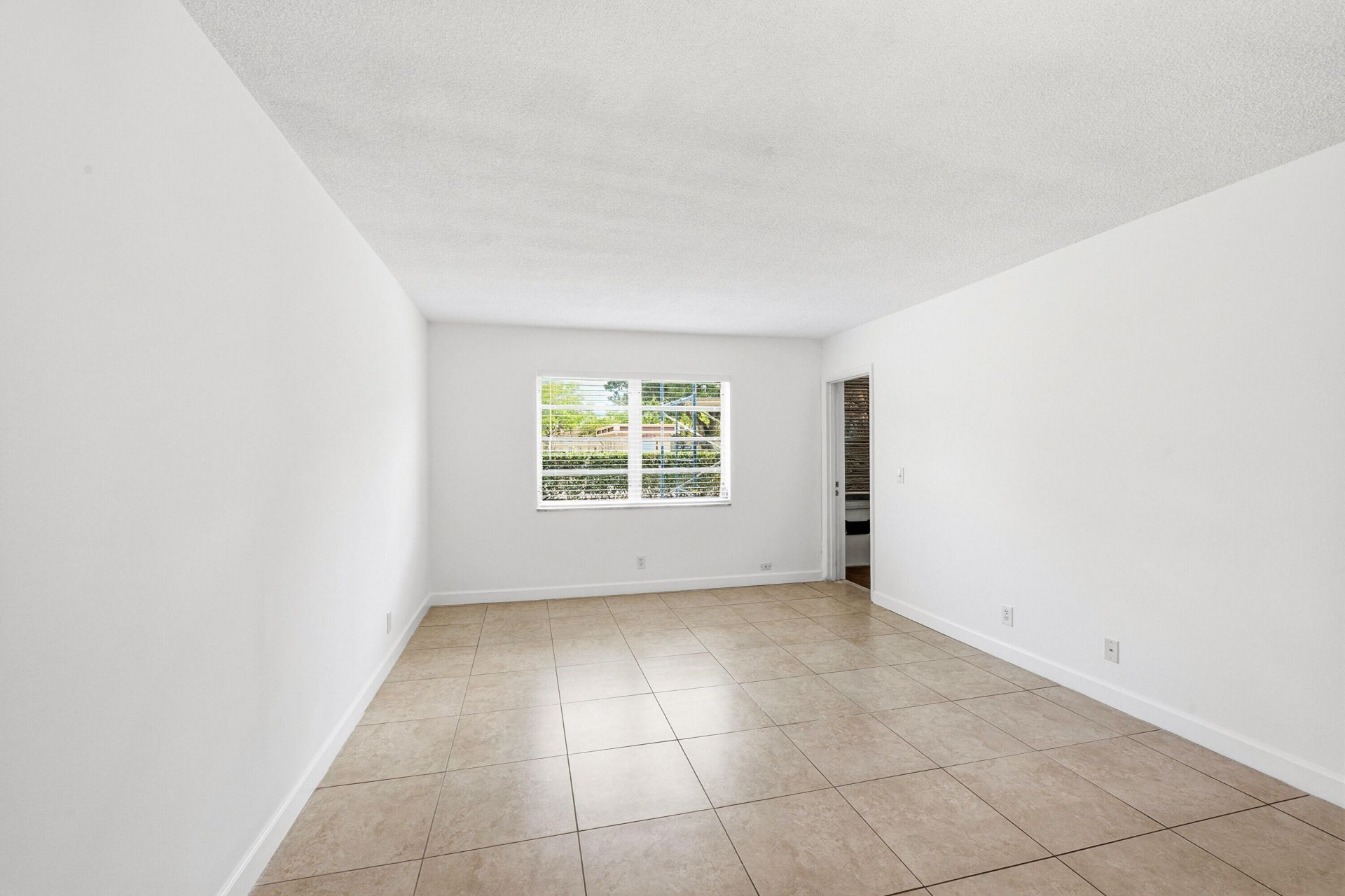 200 Ashbury Road, Unit 106, Hollywood, FL 33024 Photo