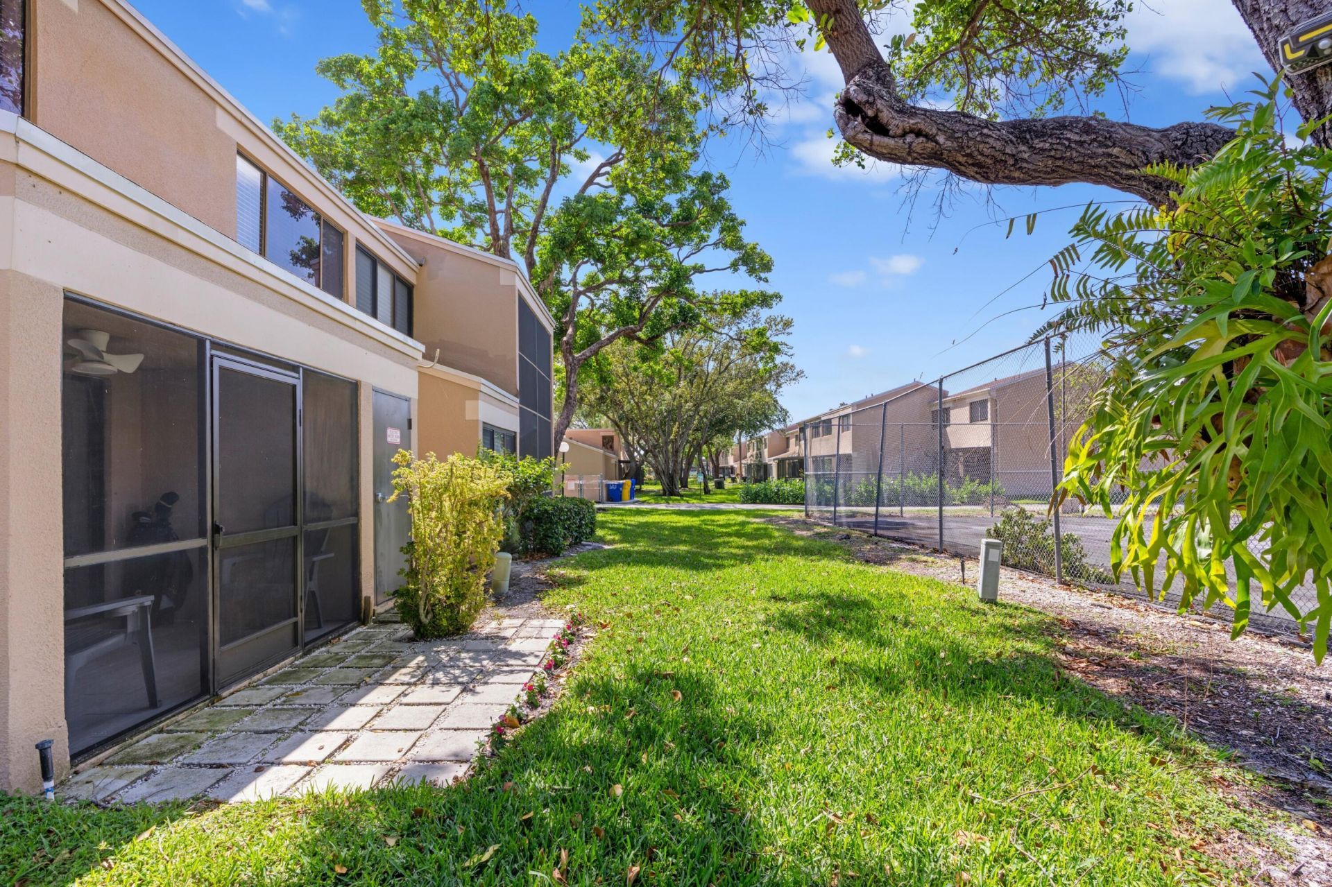 1121 NW 13th Street, Unit 3, Boca Raton, FL 33486 Photo