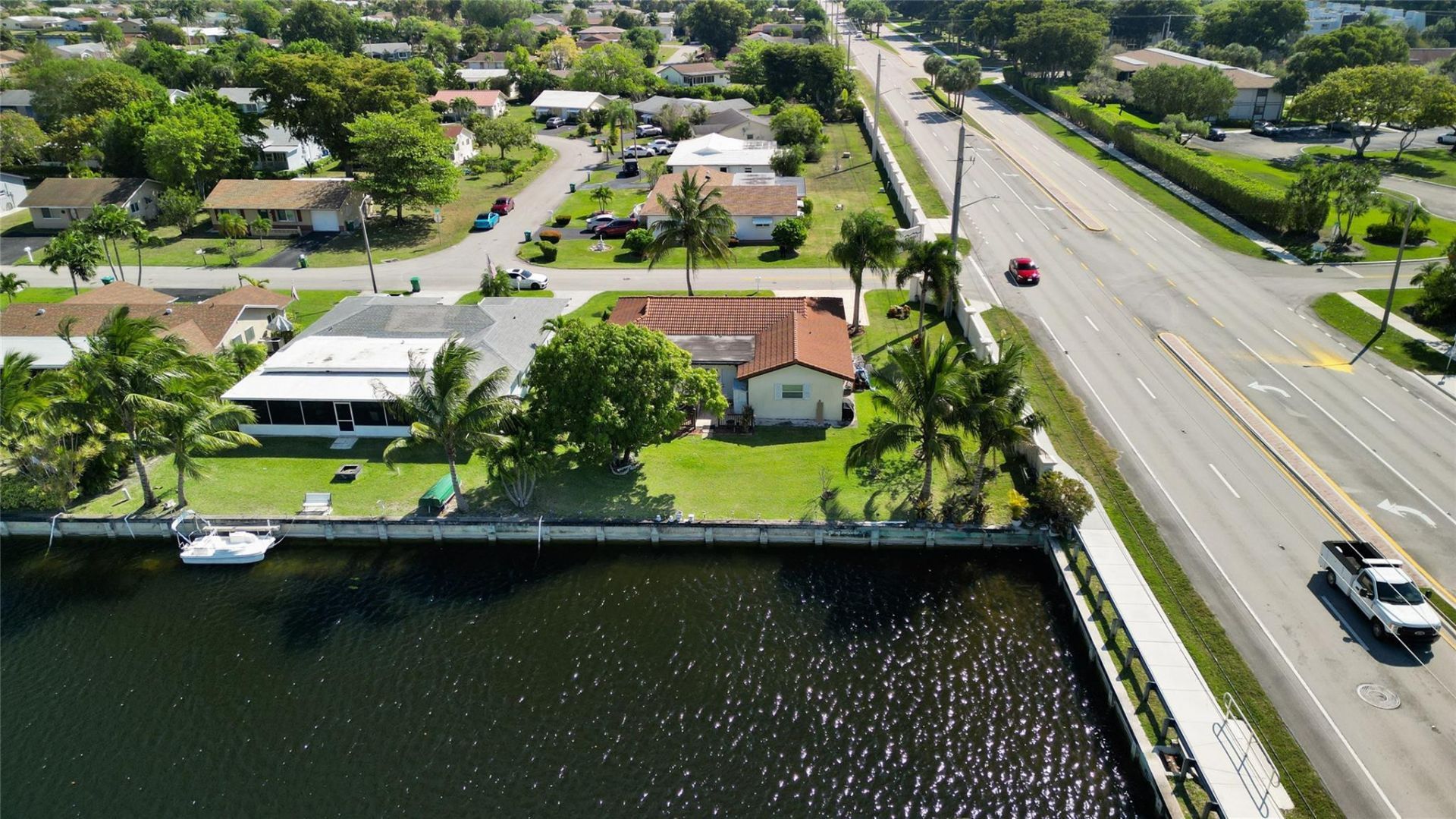 6901 NW 95th Terrace, Tamarac, FL 33321 Photo