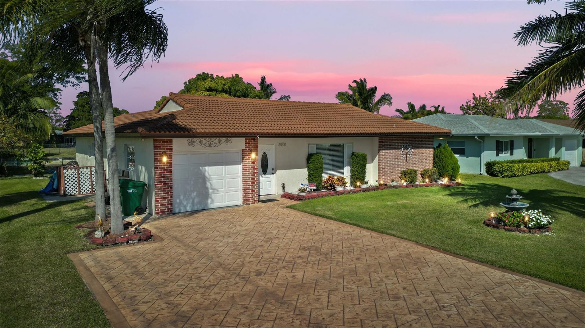 6901 NW 95th Terrace, Tamarac, FL 33321 Photo