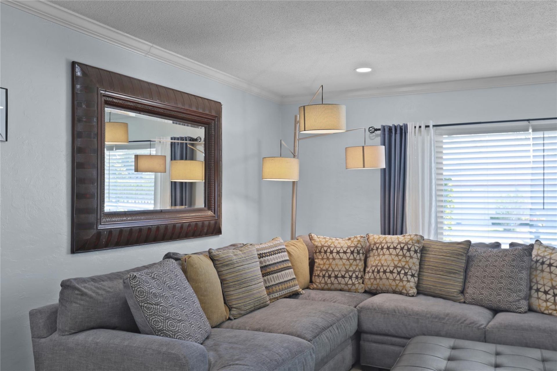 6901 NW 95th Terrace, Tamarac, FL 33321 Photo