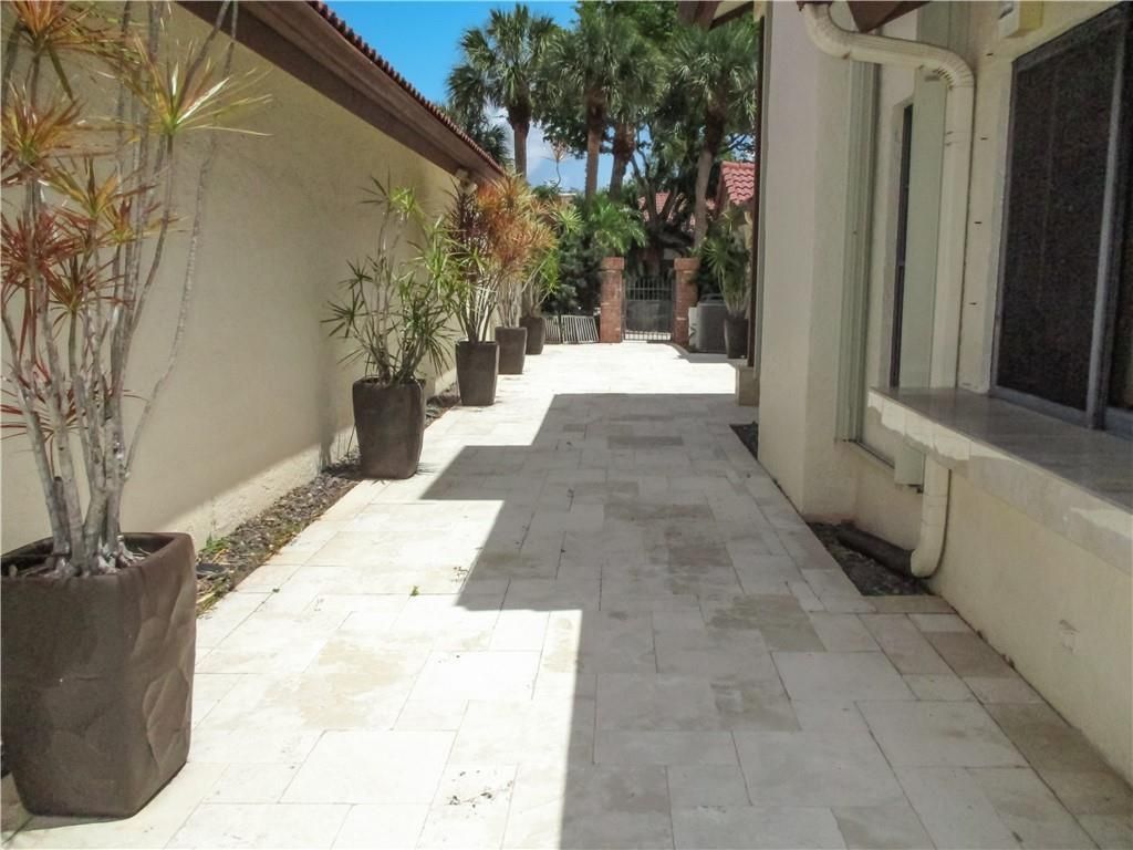 21723 Club Villa Terrace, Boca Raton, FL 33433 Photo