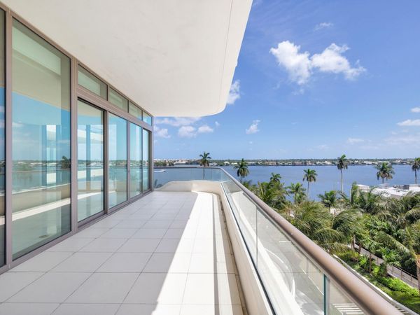 200 Arkona Court, Unit 504, West Palm Beach, FL 33401