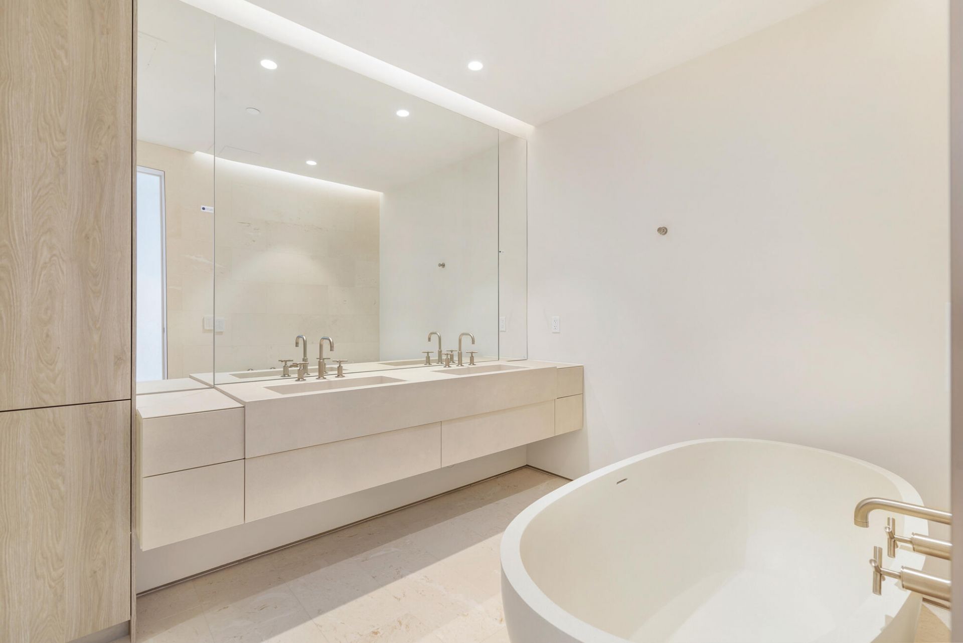 200 Arkona Court, Unit 504, West Palm Beach, FL 33401 Photo