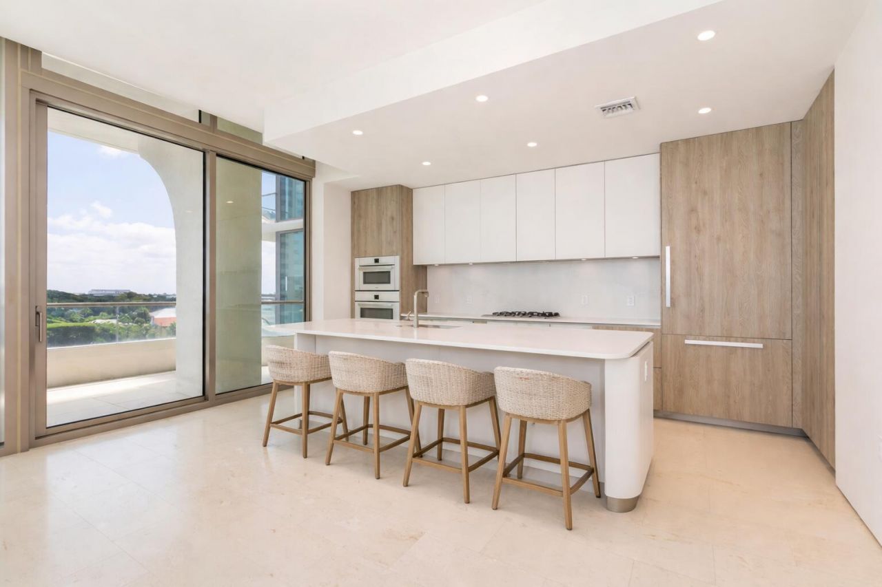 200 Arkona Court, Unit 504, West Palm Beach, FL 33401 Photo