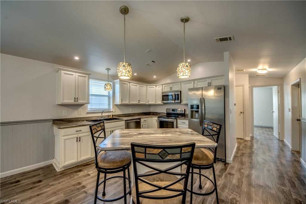 7230 Ladyfish Dr, Saint James City, FL 33956 Photo