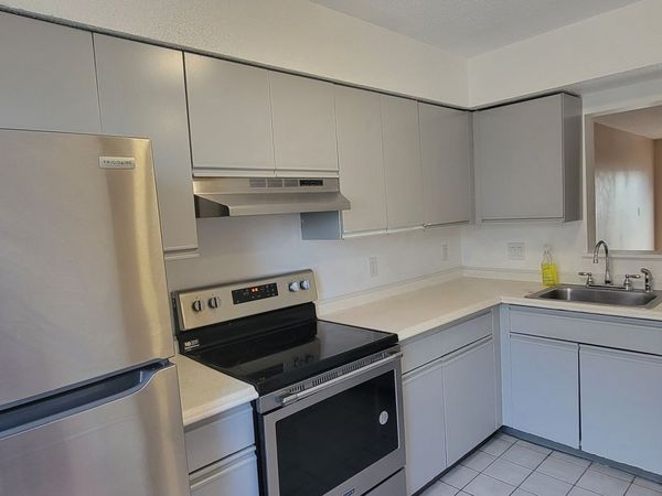 1423 Quinnipiac, Unit 812, New Haven, CT 06513