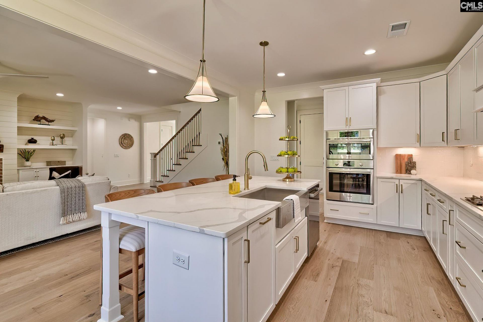 912 Salisbury Court  Photo 15