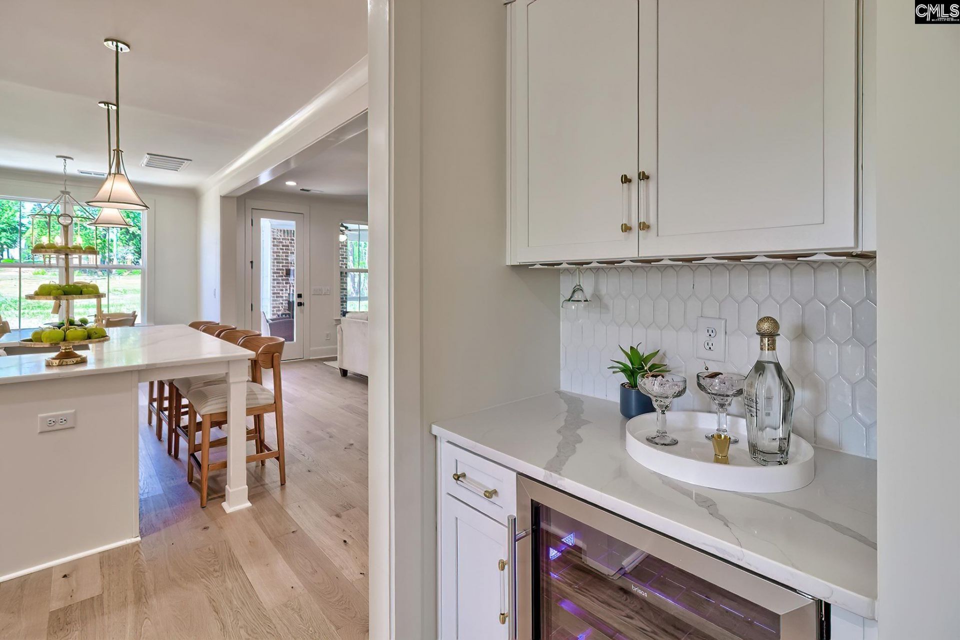 912 Salisbury Court  Photo 20