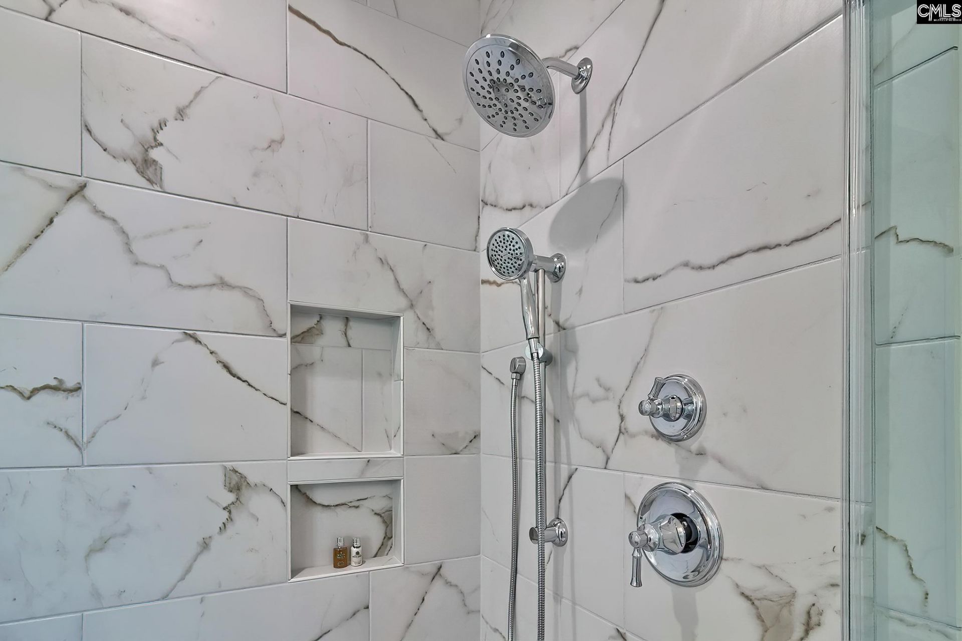 912 Salisbury Court  Photo 26