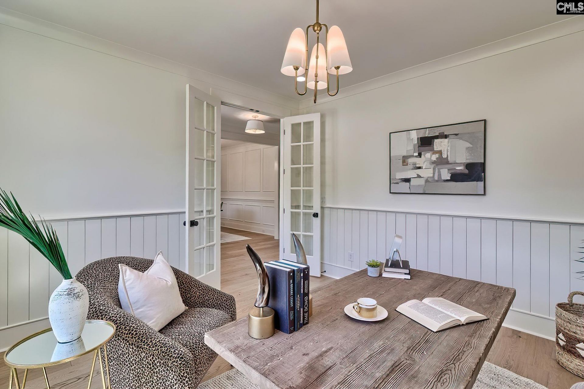 912 Salisbury Court  Photo 5