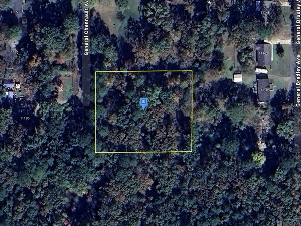 11199 General Chennault Dr, Shreveport, LA 71106