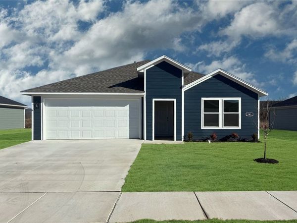 590 Raegan Street , Prairie Grove, AR 72753