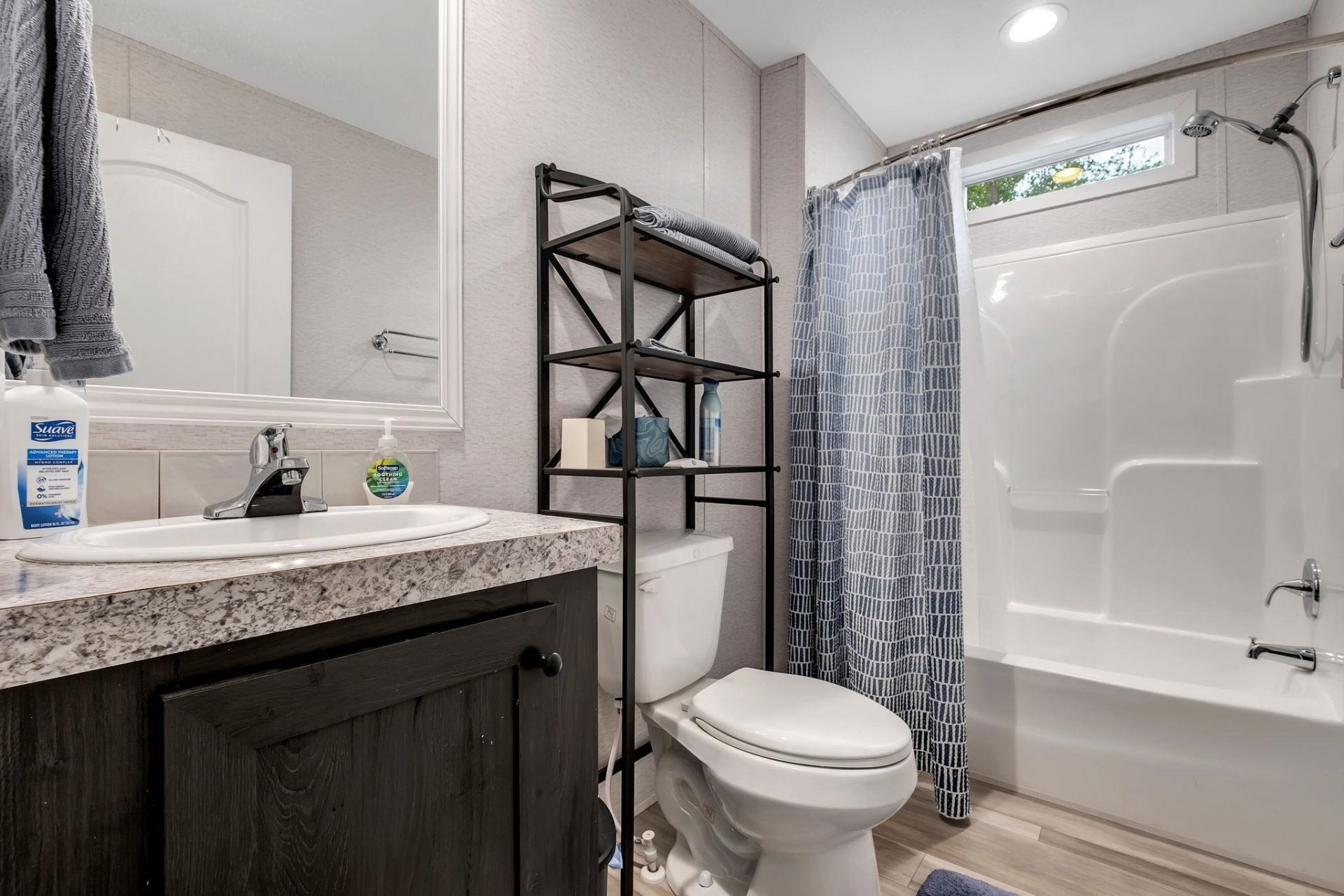 95 Waters Edge Lane, Havana, FL 32333 Photo