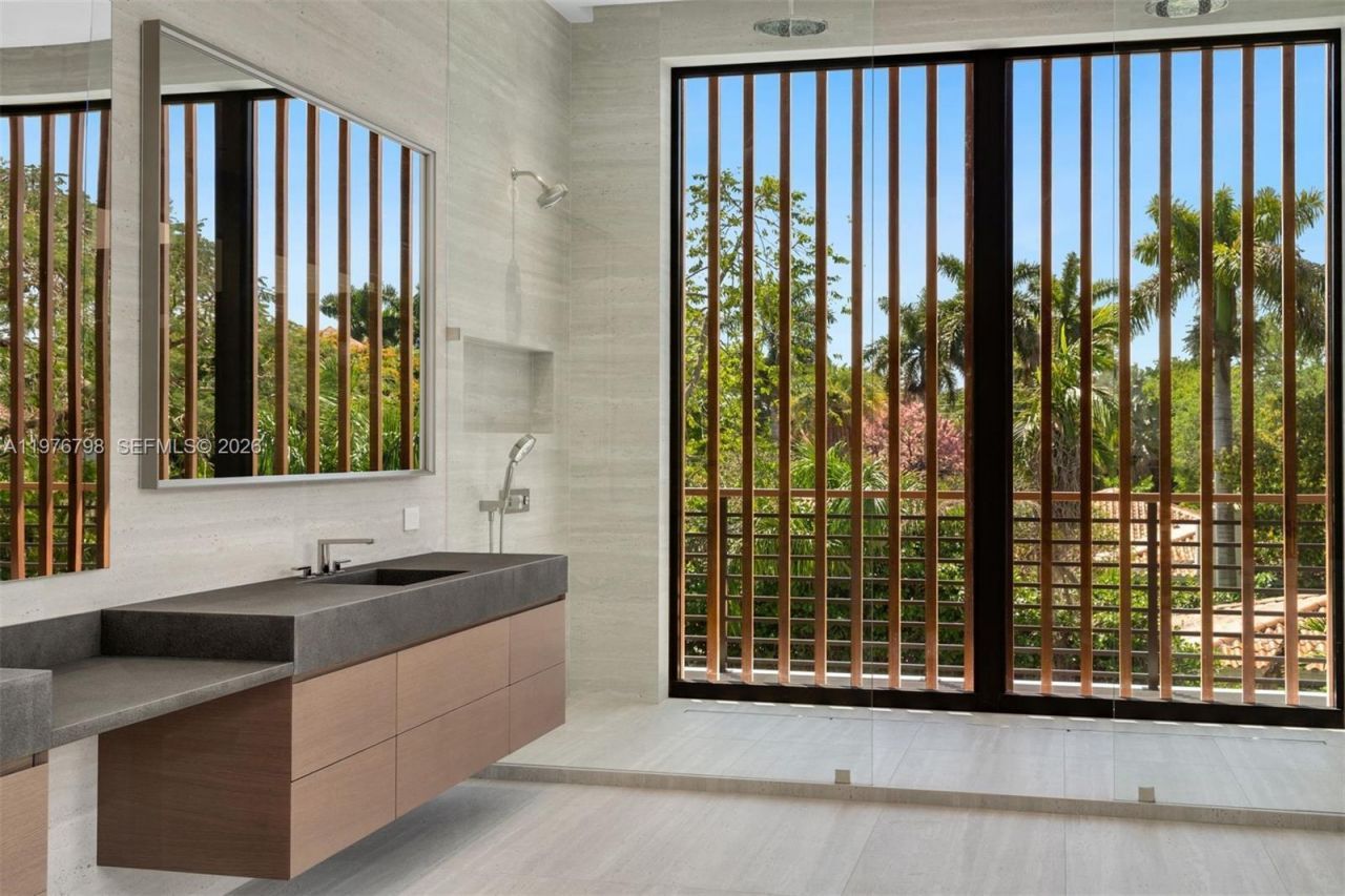 8755 SW 54th Ave , Miami, FL 33143 Photo