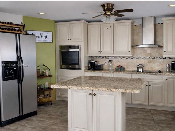 1351 NE Miami Gardens Dr , Unit 926E, Miami, FL 33179