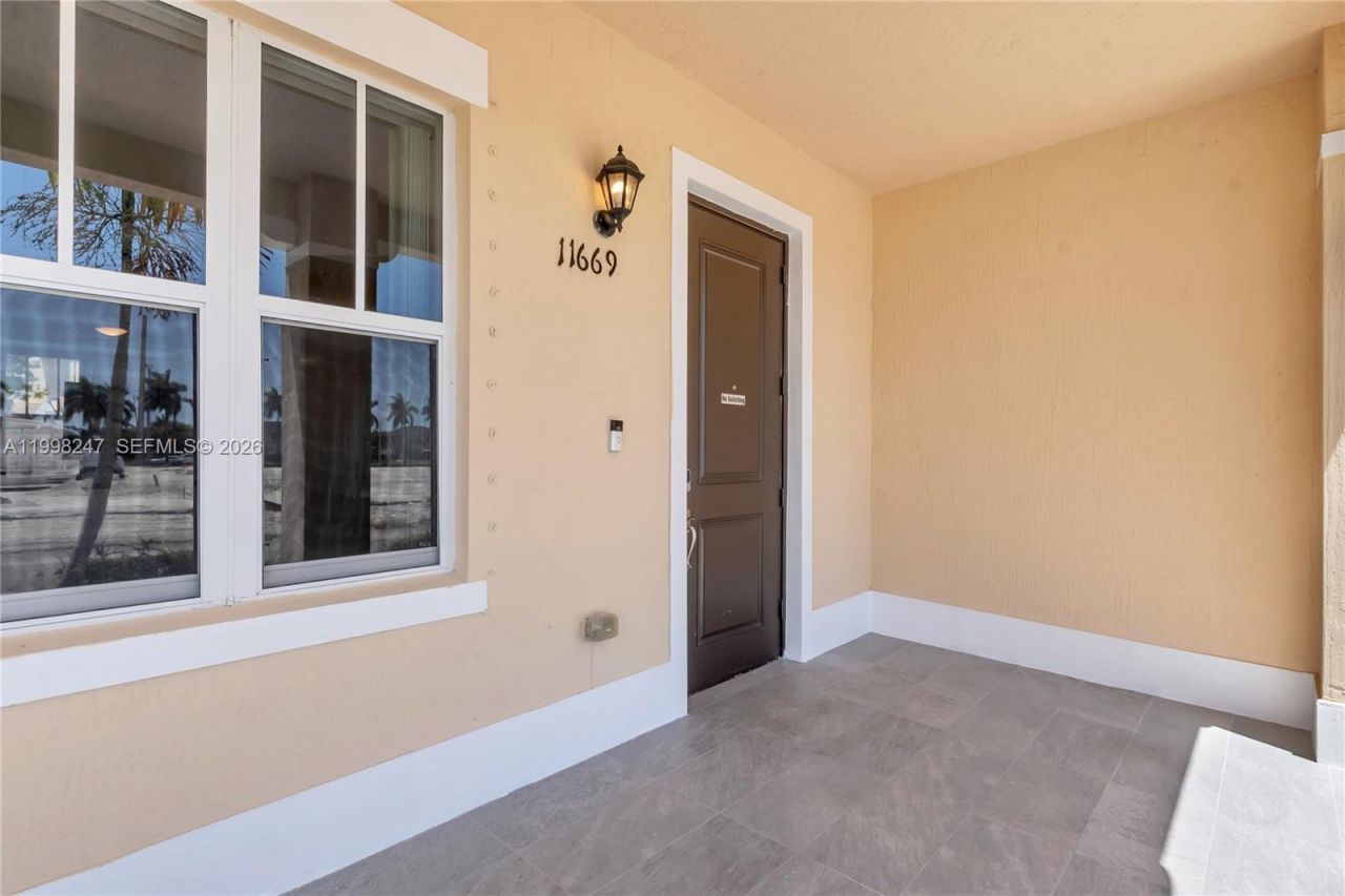 11669 SW 247th St, Homestead, FL 33032 Photo
