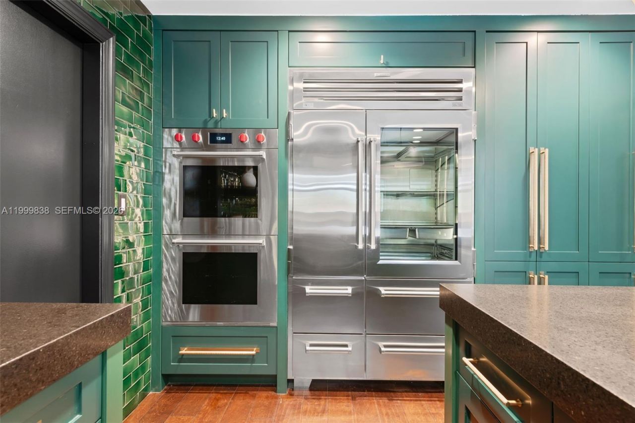 3001 Bayview Dr, Fort Lauderdale, FL 33306 Photo