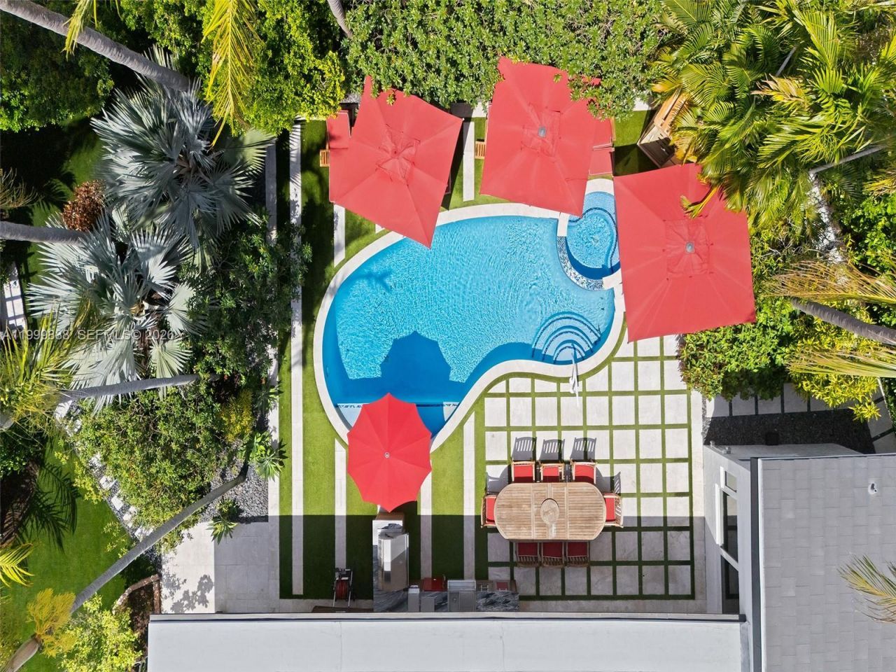 3001 Bayview Dr, Fort Lauderdale, FL 33306 Photo