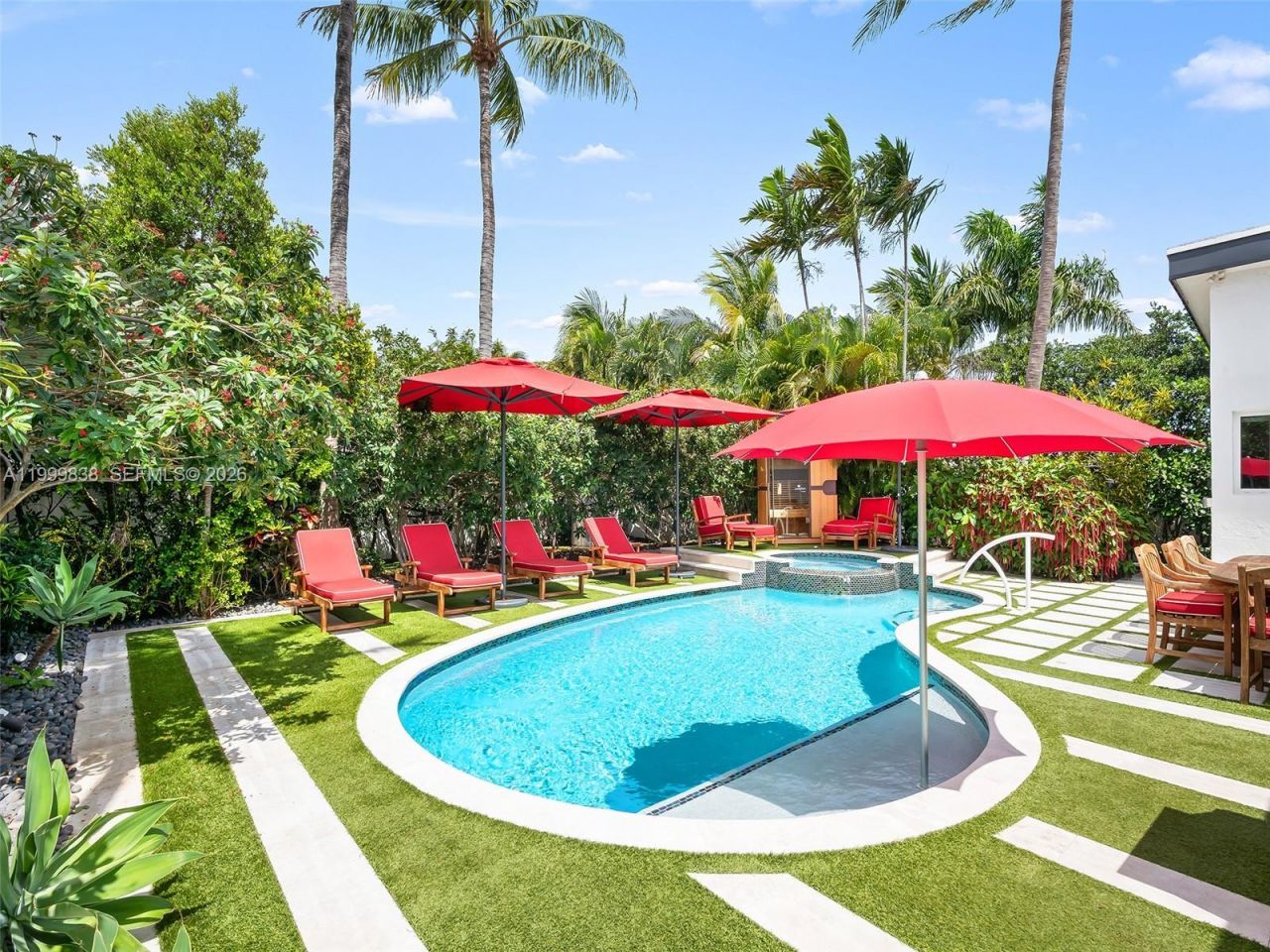 3001 Bayview Dr, Fort Lauderdale, FL 33306 Photo