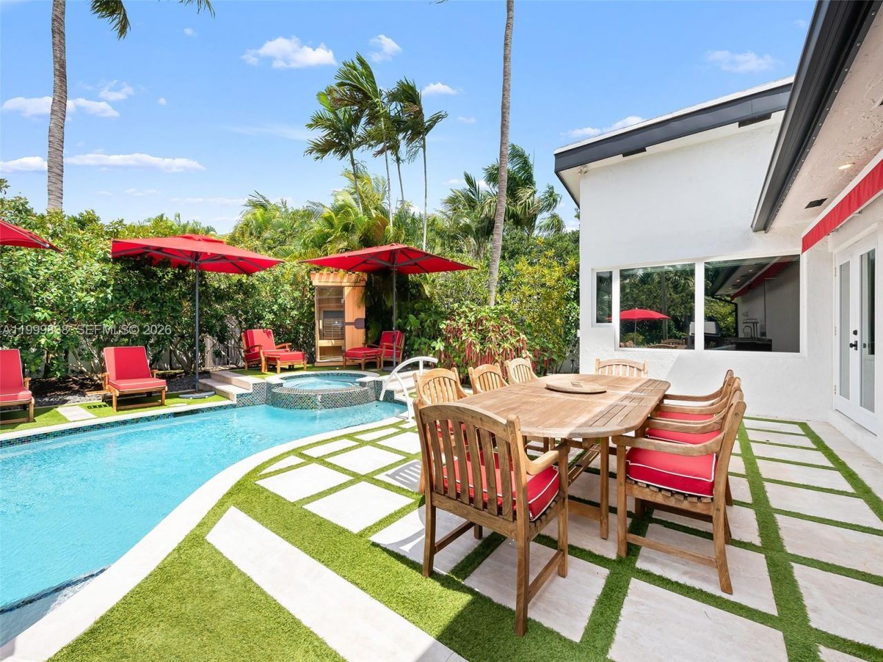 3001 Bayview Dr, Fort Lauderdale, FL 33306 Photo