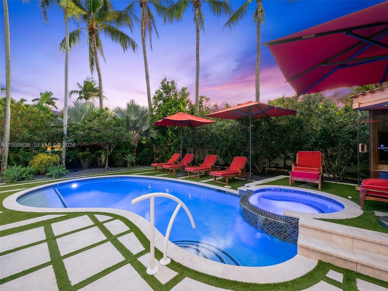 3001 Bayview Dr, Fort Lauderdale, FL 33306 Photo