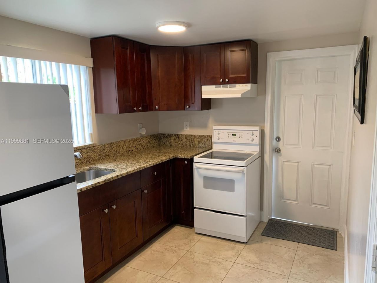 19121 NE Miami Ct, Unit 1, Miami, FL 33179 Photo
