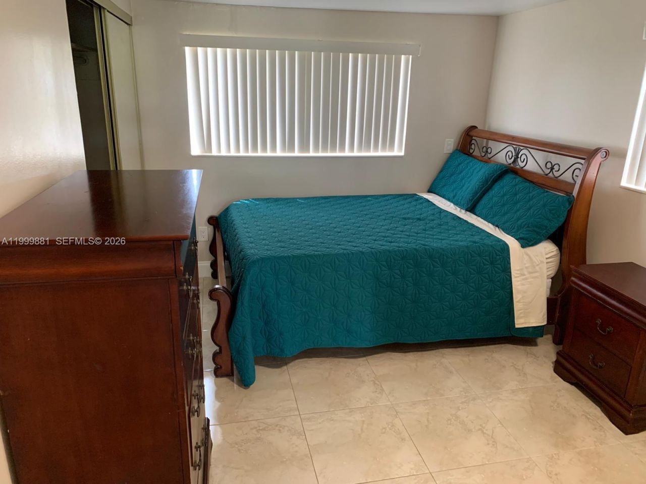 19121 NE Miami Ct, Unit 1, Miami, FL 33179 Photo