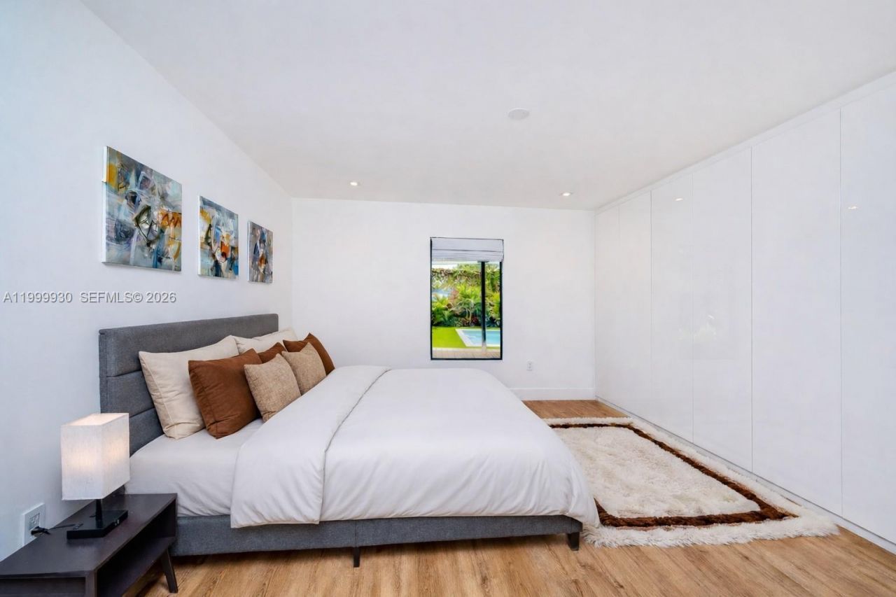 412 NW 41st St, Miami, FL 33127 Photo