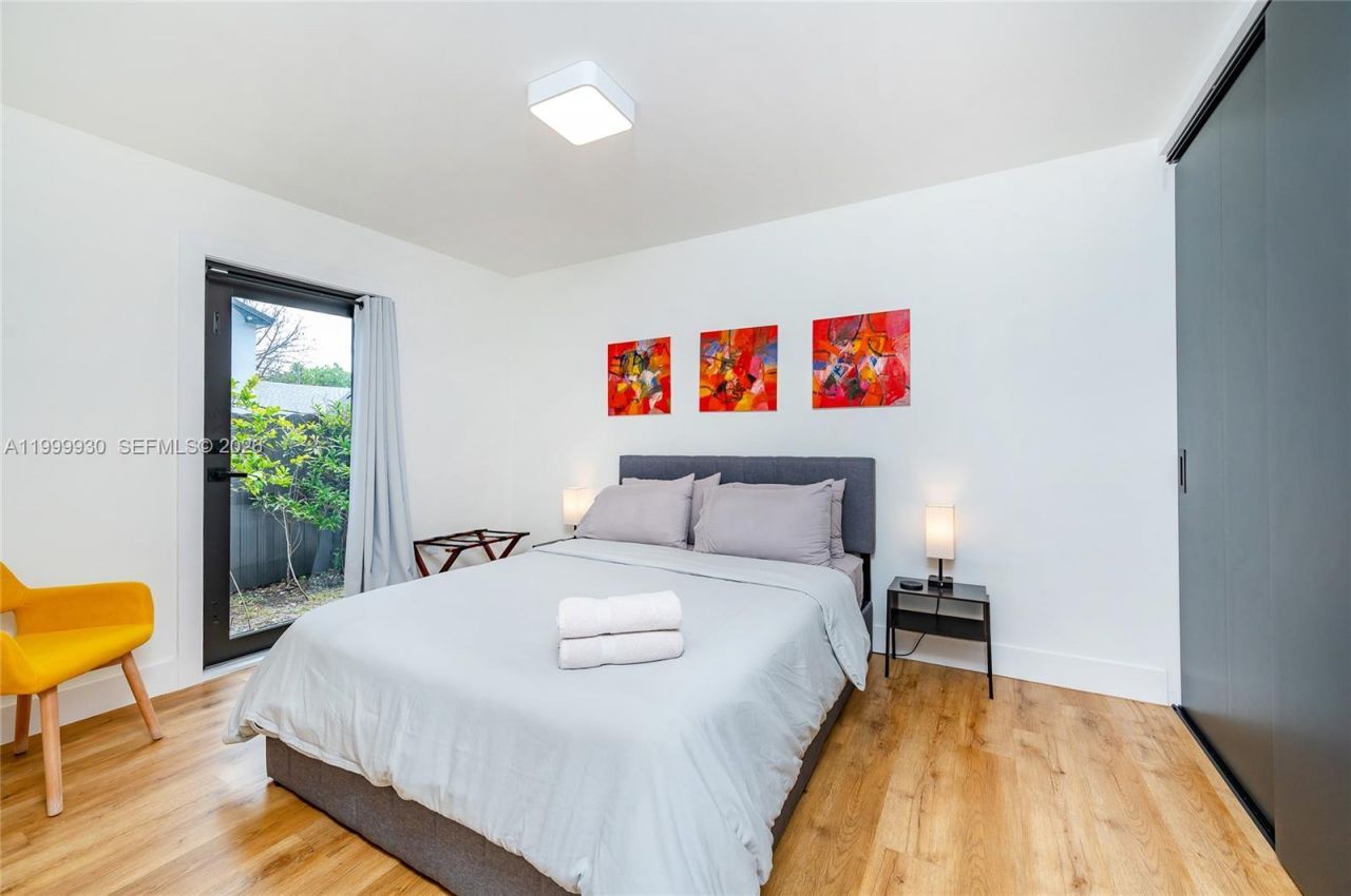 412 NW 41st St, Miami, FL 33127 Photo