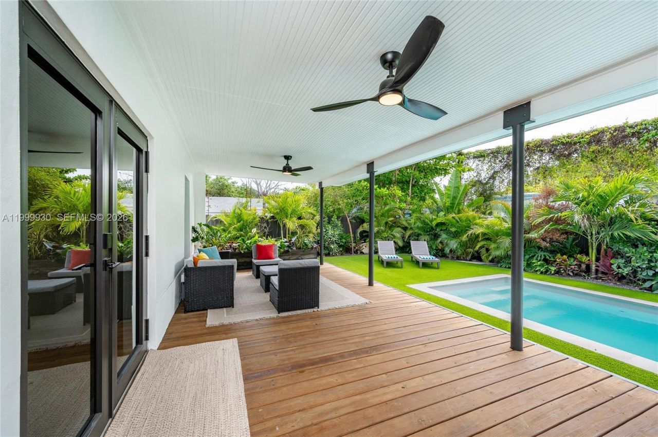 412 NW 41st St, Miami, FL 33127 Photo