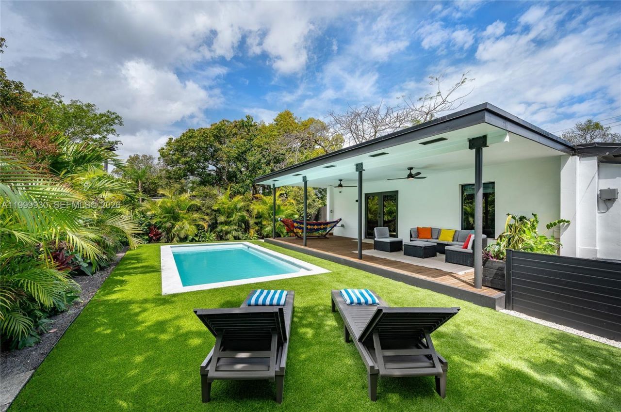 412 NW 41st St, Miami, FL 33127 Photo